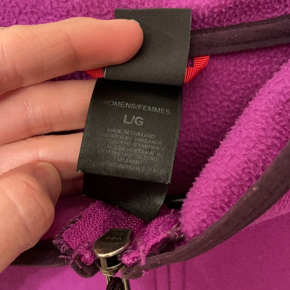 The North Face women’s large fleece jacket - Picture 8 of 9